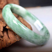 Load image into Gallery viewer, Jade Bracelet